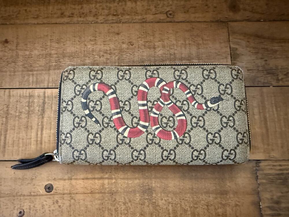 Gucci Wallet Mens GG Supreme Canvas Snake Print Zip Around Long Wallet W/COA